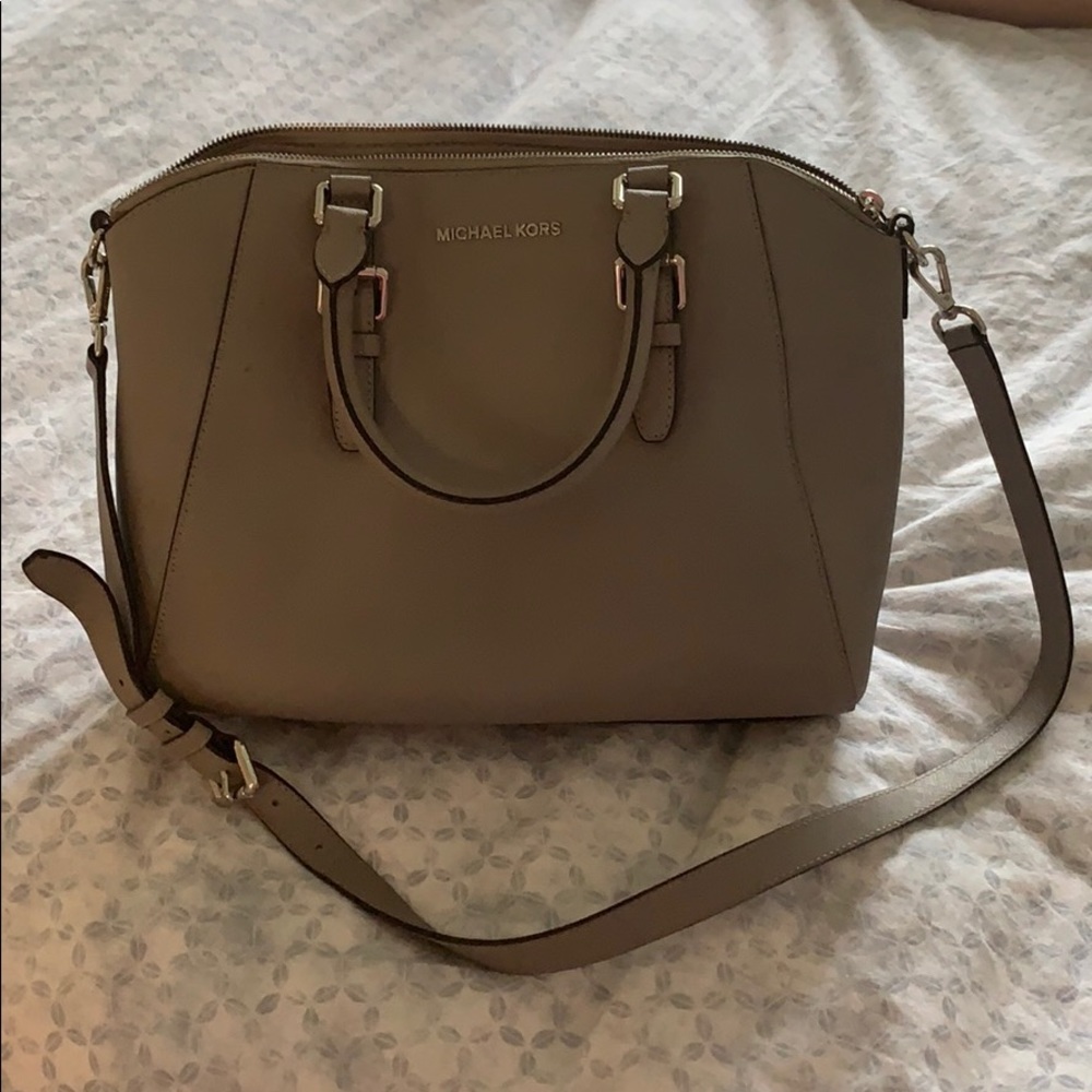 Michael kors purse